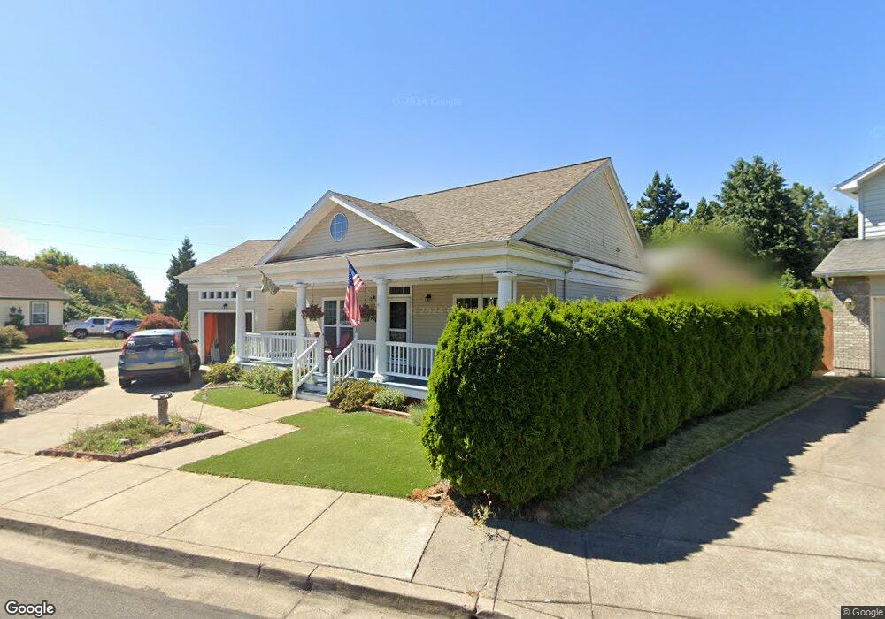 1592 Canal St, Springfield, OR 97477 - photo 1