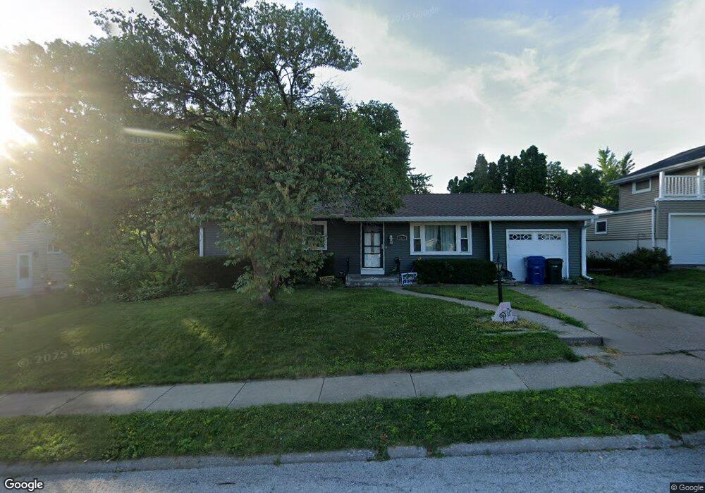 2823 N Fillmore St, Davenport, IA 52804 - photo 1