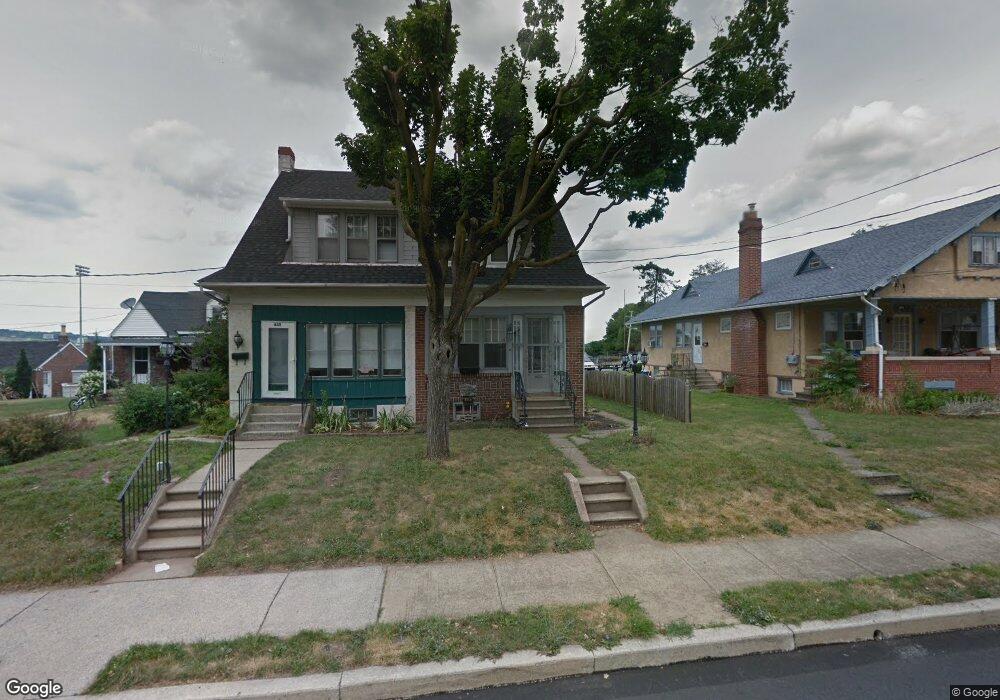 637 E 4th St, Boyertown, PA 19512 - photo 1