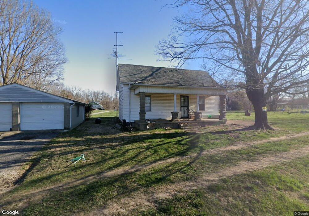 105 W Oak St, Otisco, IN 47163 - photo 1