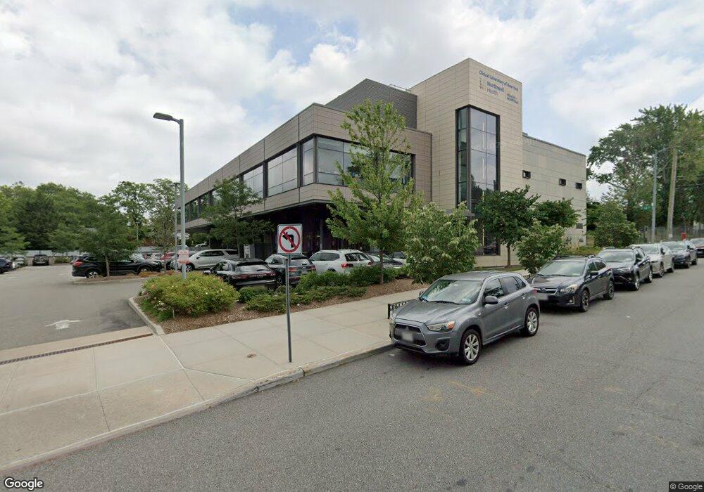 5925 Little Neck Pkwy, Flushing, NY 11362 - photo 1