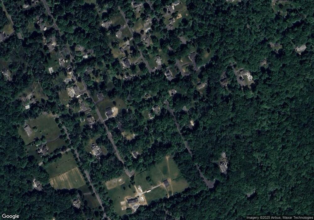 310 24 unit A4, Chester Twp., NJ 07930 - photo 1