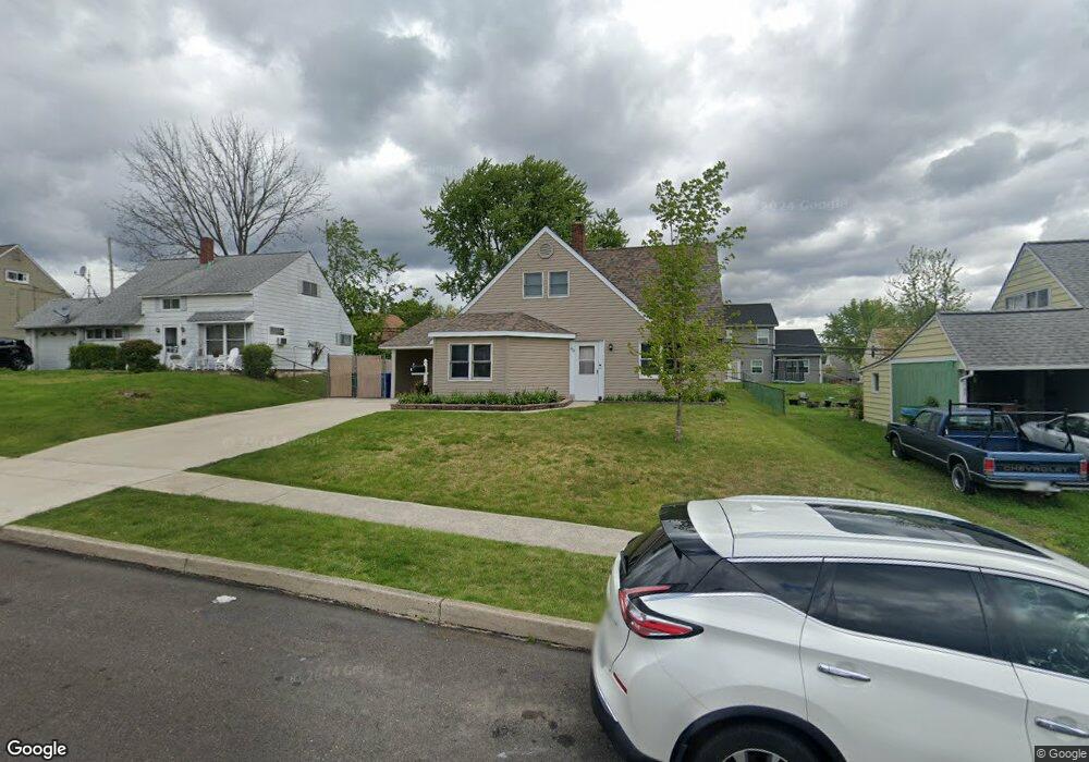 40 Azalea Ln, Levittown, PA 19055 - photo 1