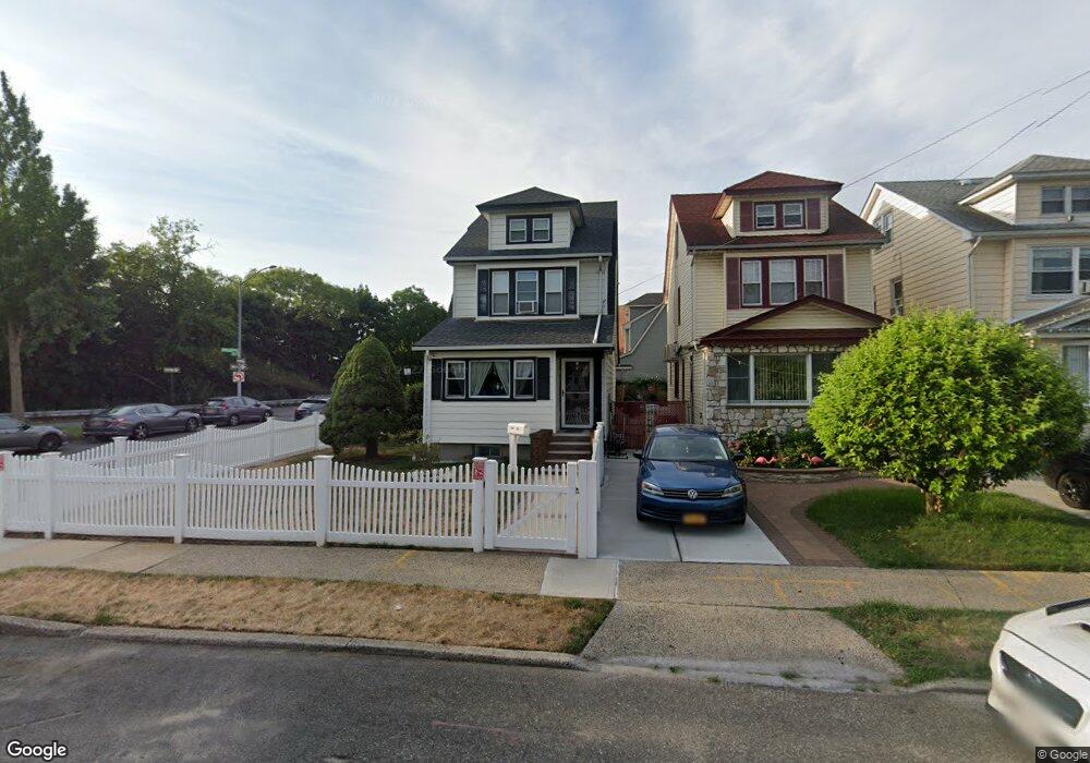 24218 93rd Ave, Bellerose, NY 11426 - photo 1