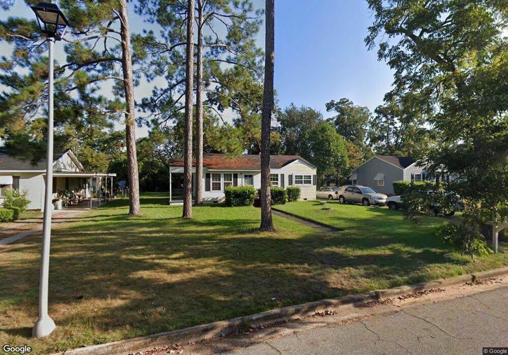 1711 Edgerly Ave, Albany, GA 31707 - photo 1