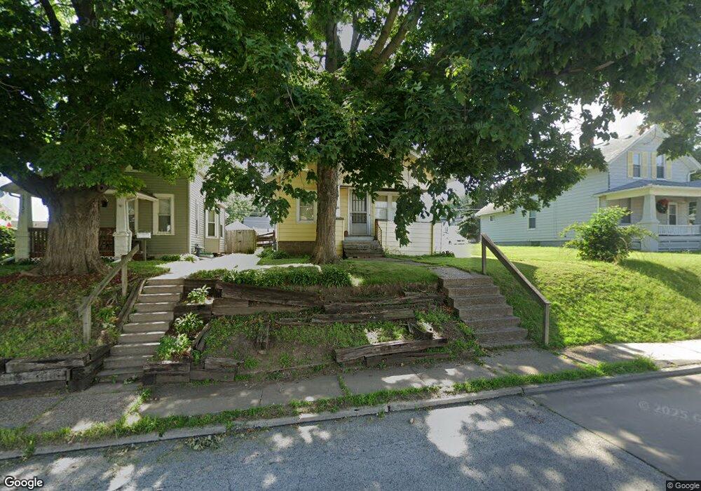 1711 N Fillmore St, Davenport, IA 52804 - photo 1