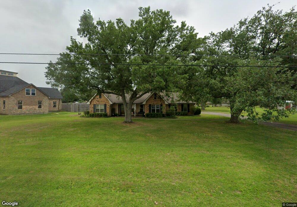 1103 Lakeridge Ln, Lake Charles, LA 70605 - photo 1