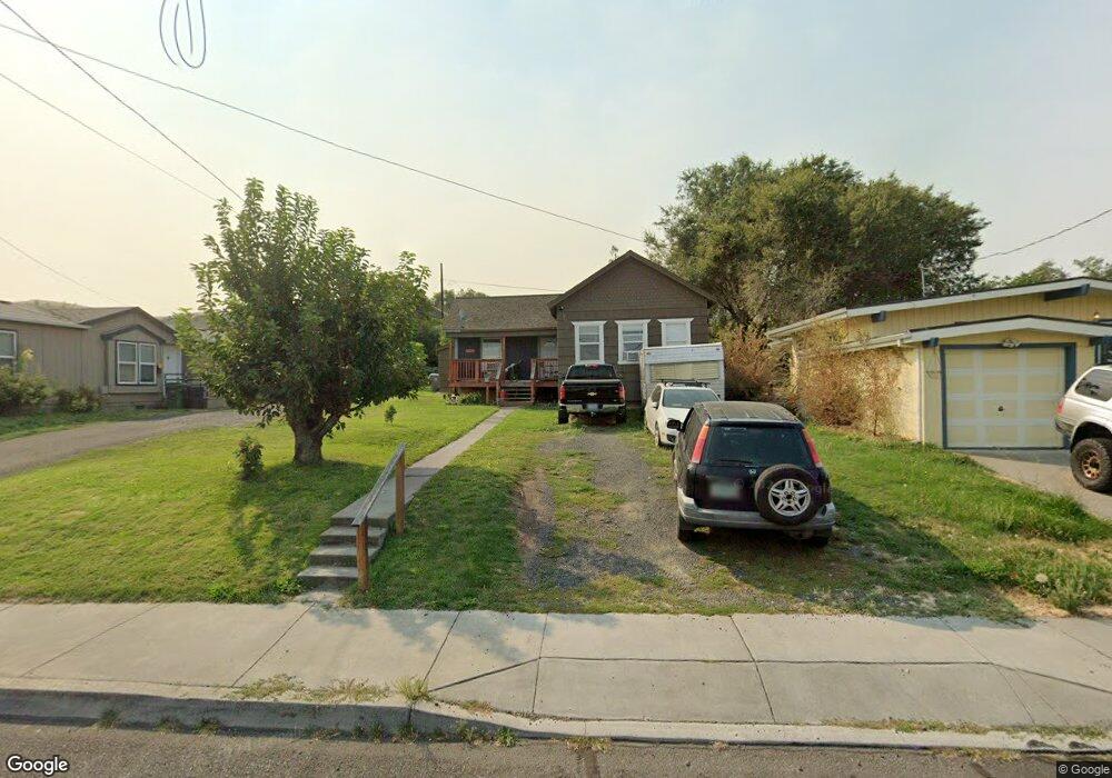 1220 E 10th St, the Dalles, OR 97058 - photo 1