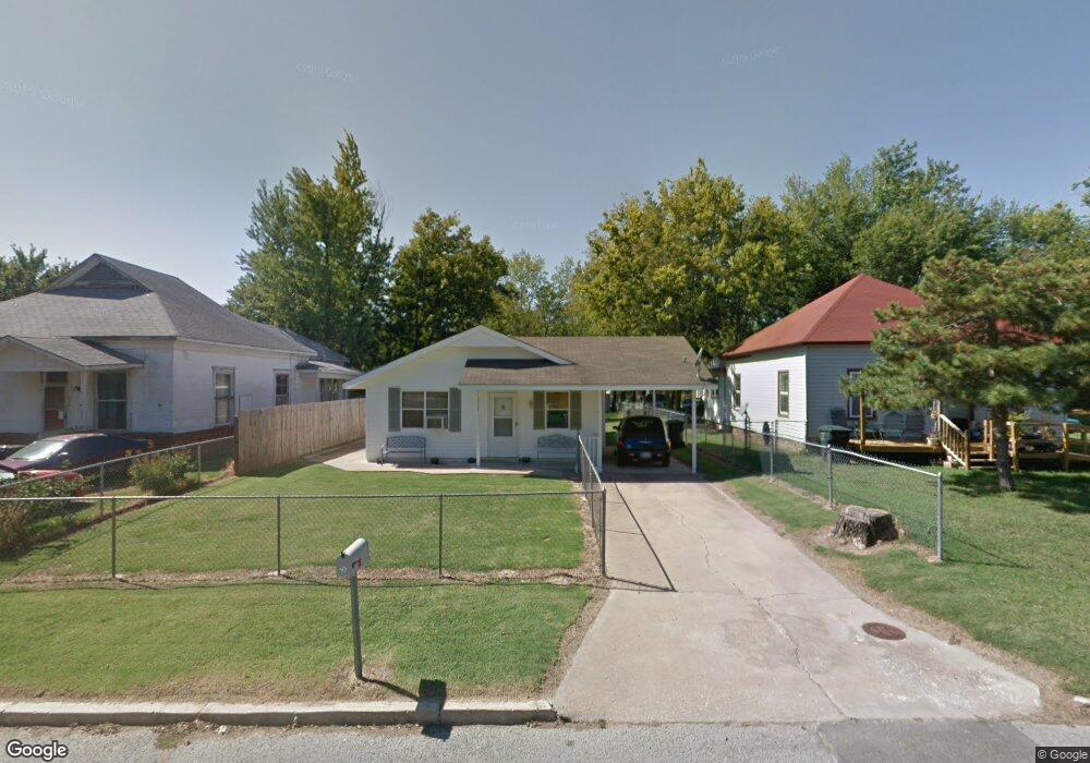 213 S Normal Ave, Claremore, OK 74017 - photo 1