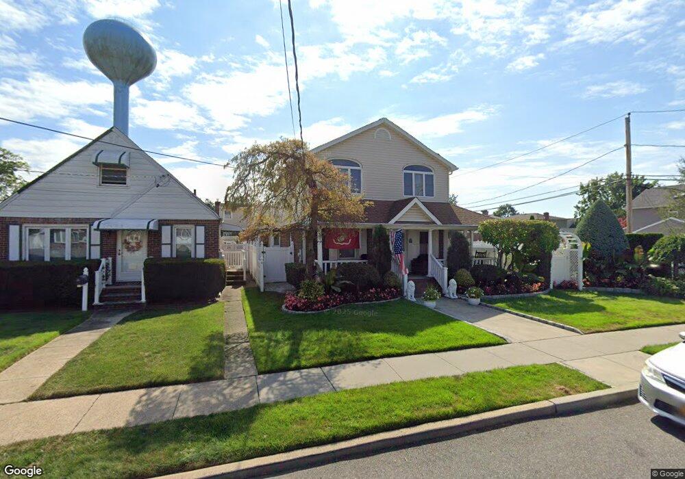 132 Caroline Ave, Franklin Square, NY 11010 - photo 1