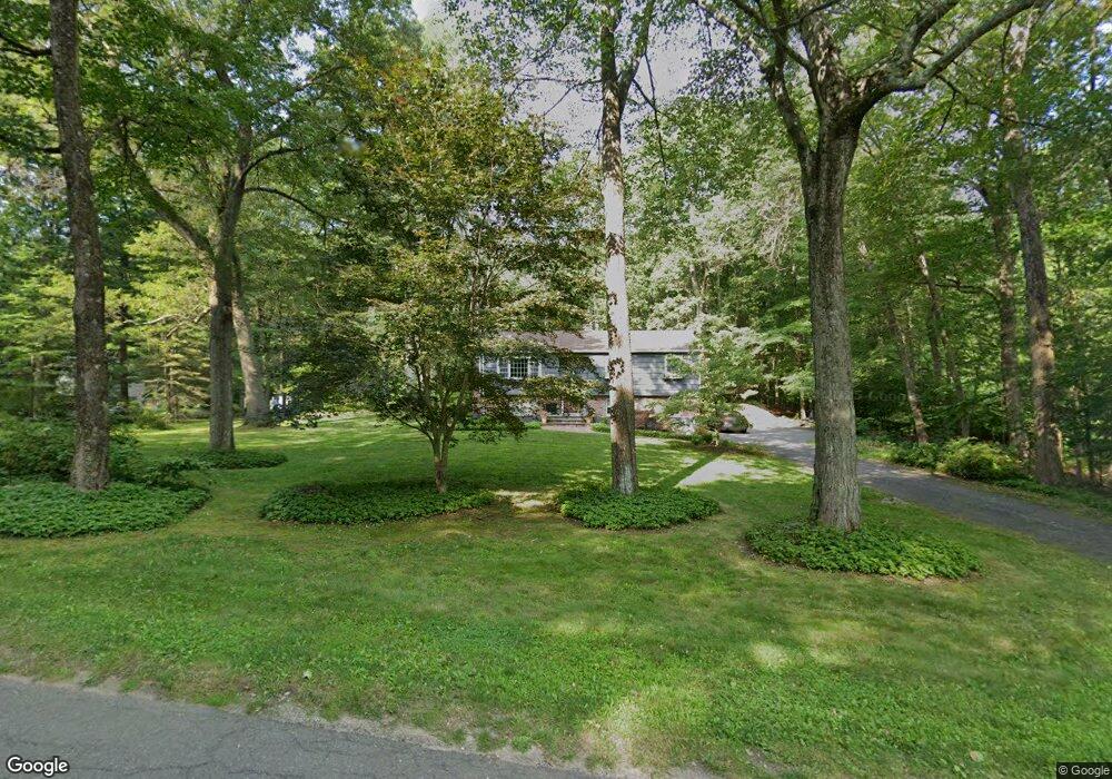 28 Fieldcrest Dr, Ridgefield, CT 06877 - photo 1