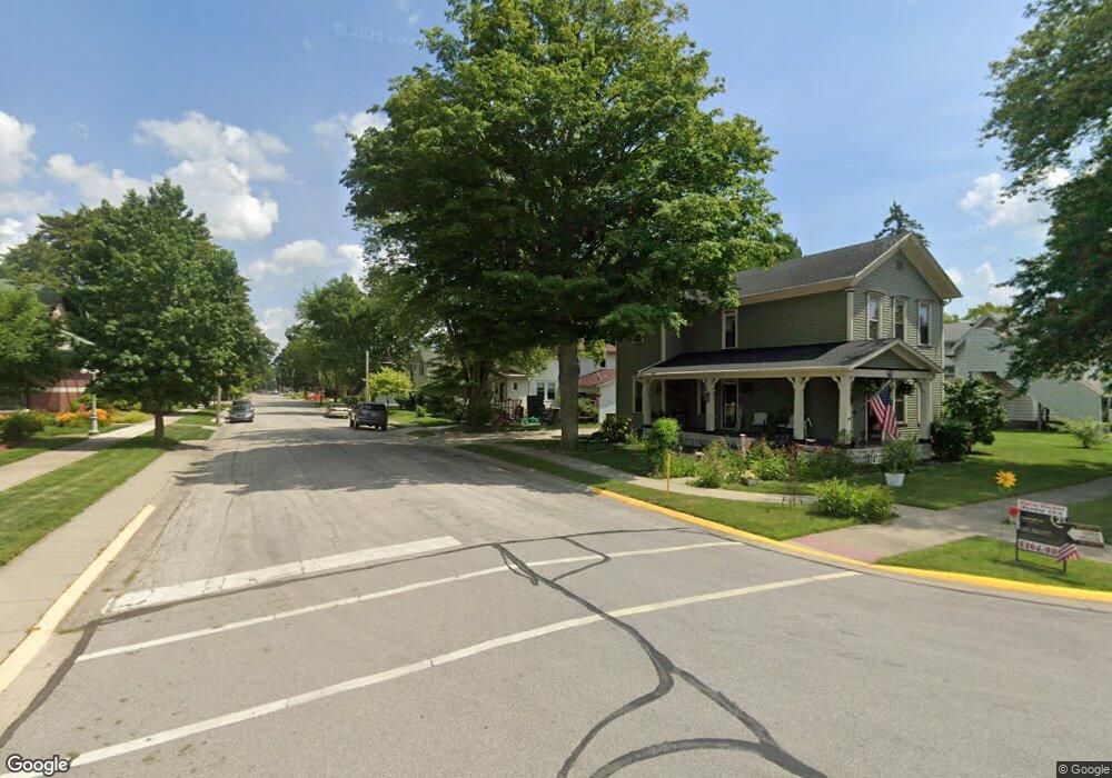 215 W 13th St, Auburn, IN 46706 - photo 1