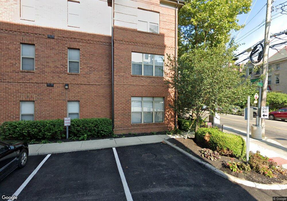 27 Buttles Ave, Columbus, OH 43215 - photo 1