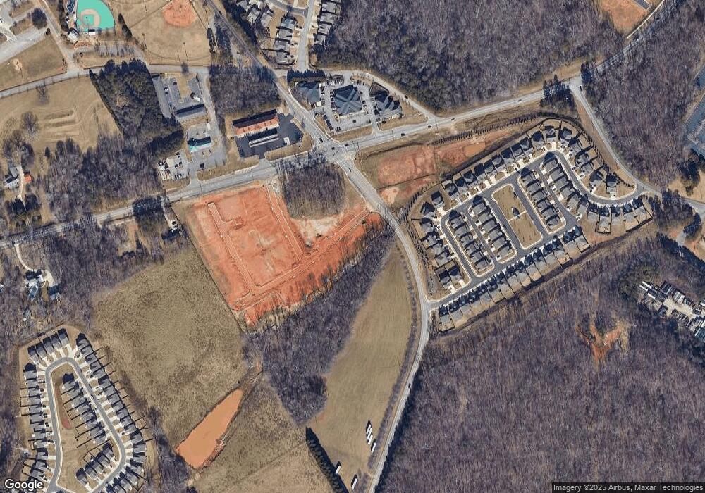 5125 Sidney Square Dr unit 8, Flowery Branch, GA 30542 - photo 1