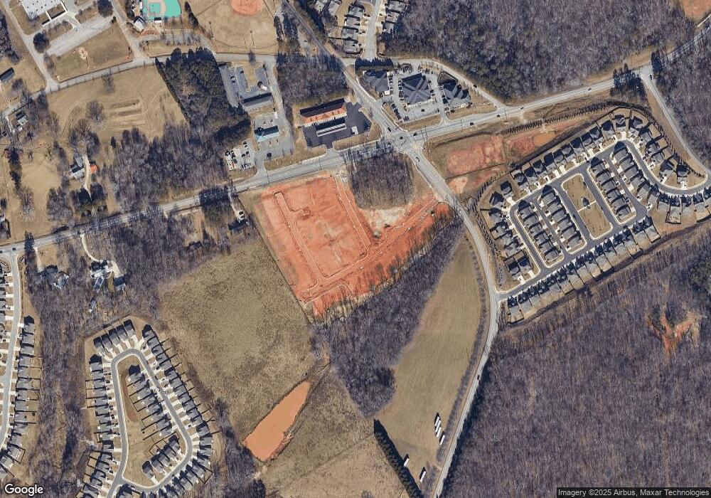 5207 Canberra Dr unit 5207, Flowery Branch, GA 30542 - photo 1