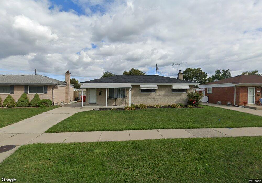 15579 Chestnut St, Roseville, MI 48066 - photo 1