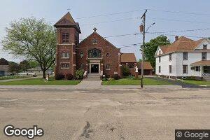 616 E Railroad St, Warren, IL 61087