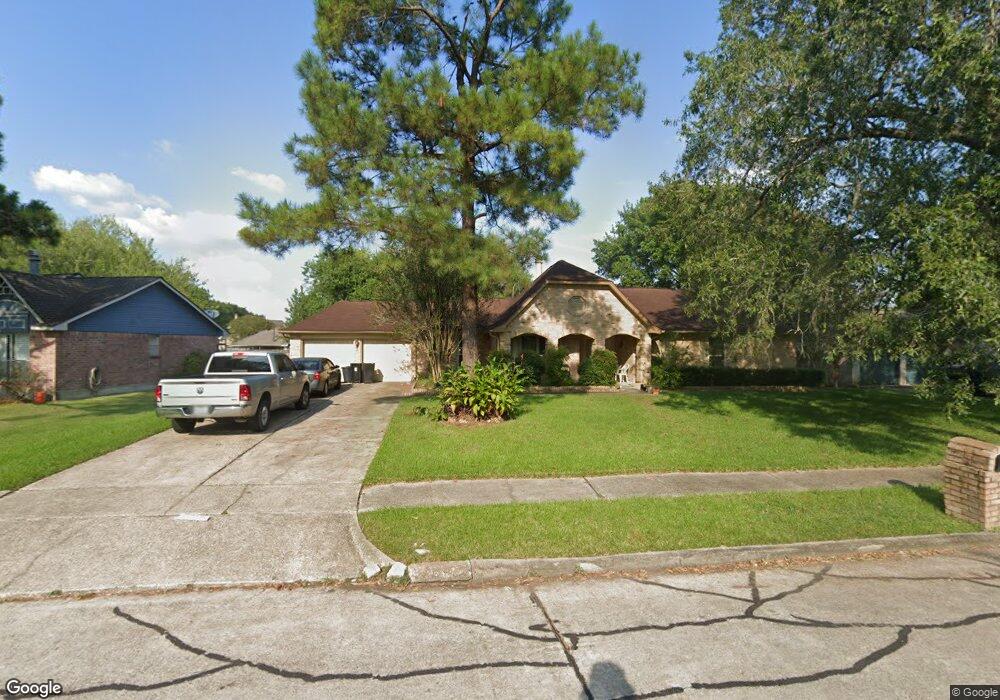 1502 Windsor Dr, Friendswood, TX 77546 - photo 1