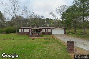 8 Prince St, Walnut Grove, MS 39189