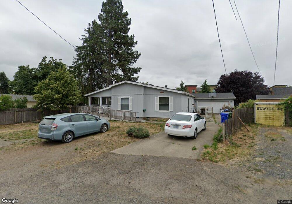 3058 Kinney Loop, Eugene, OR 97408 - photo 1