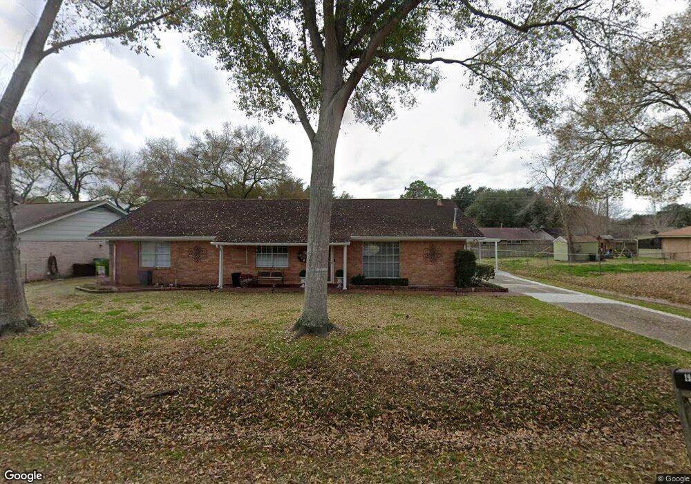 1909 W Laurel Oaks Dr, Richmond, TX 77469 - photo 1