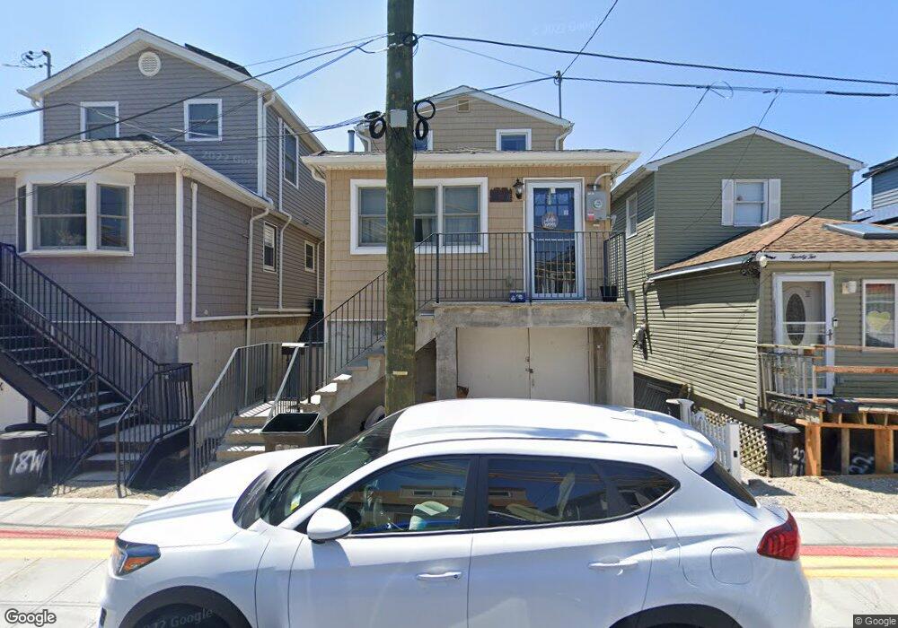 20 W 15th Rd, Broad Channel, NY 11693 - photo 1