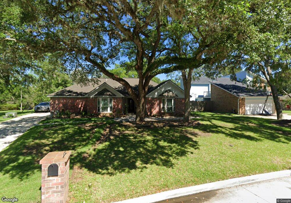 5210 Whittier Oaks Dr, Friendswood, TX 77546 - photo 1