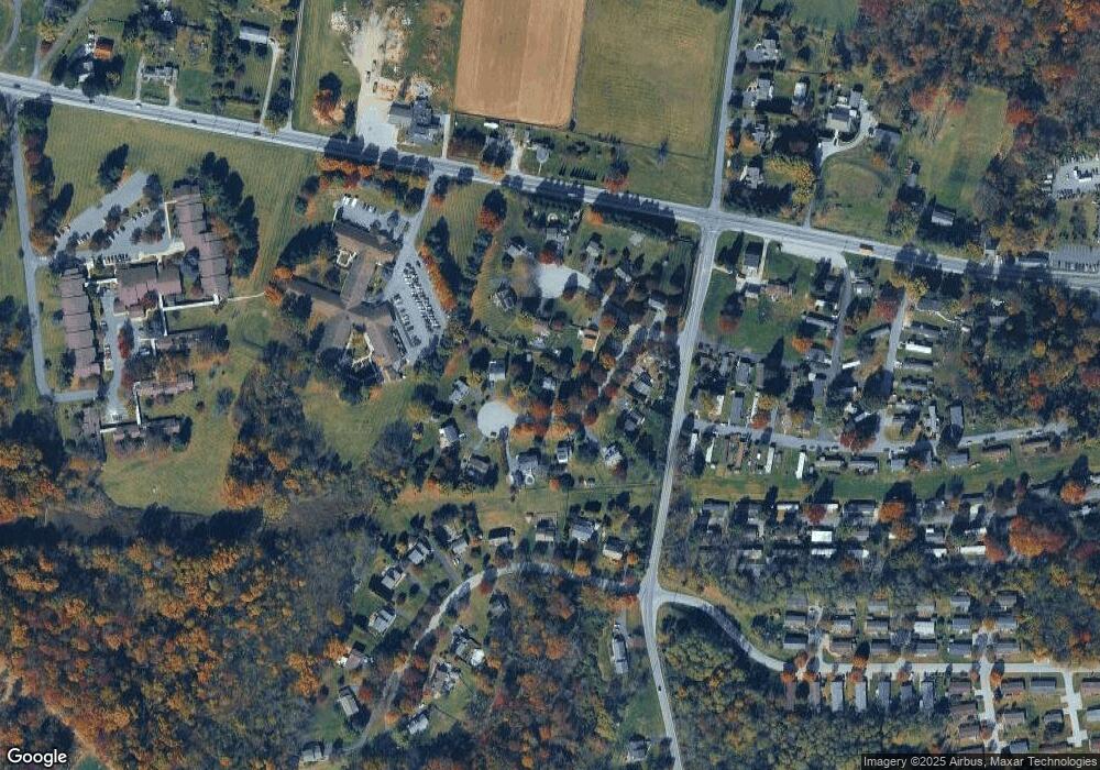 111 Goldfinch Ln, Honey Brook, PA 19344 - photo 1