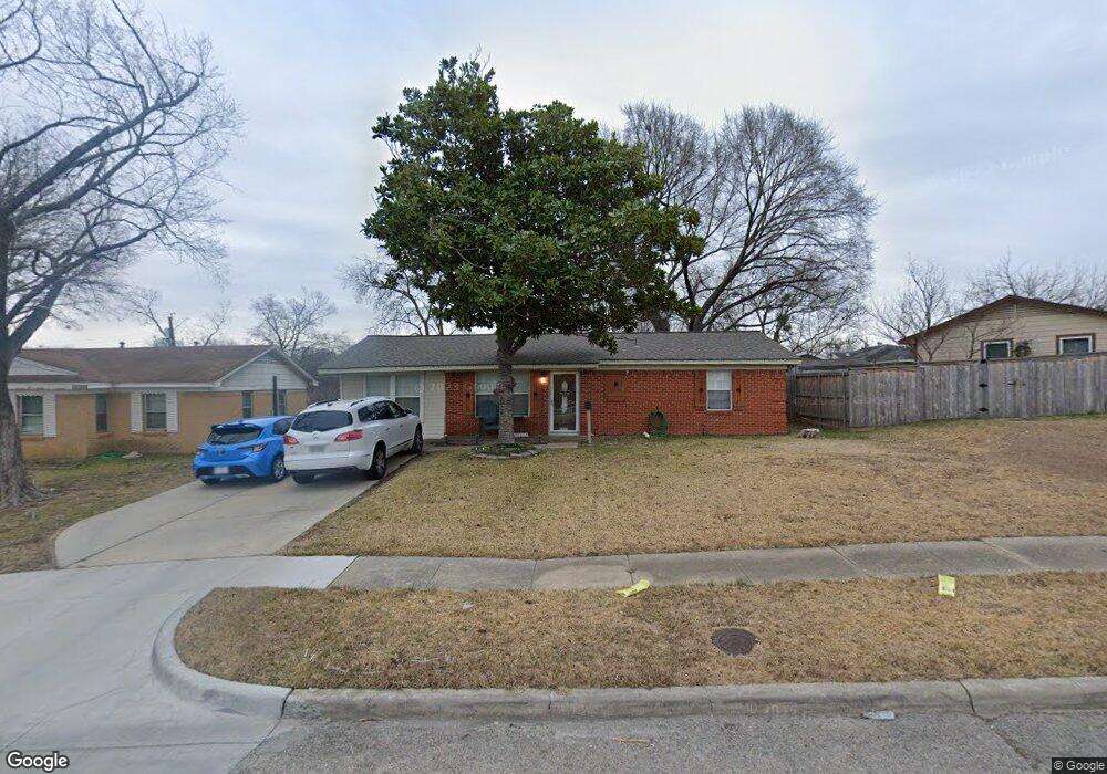 2020 Spring Lake Dr, Mesquite, TX 75149 - photo 1