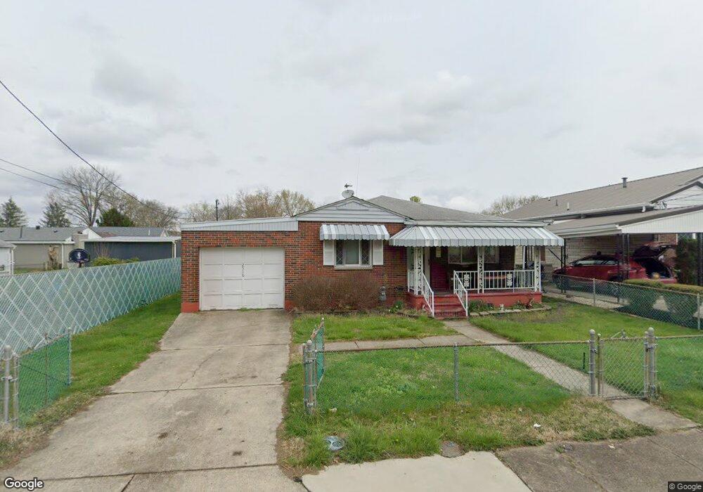 2516 Myers Ave, Dunbar, WV 25064 - photo 1