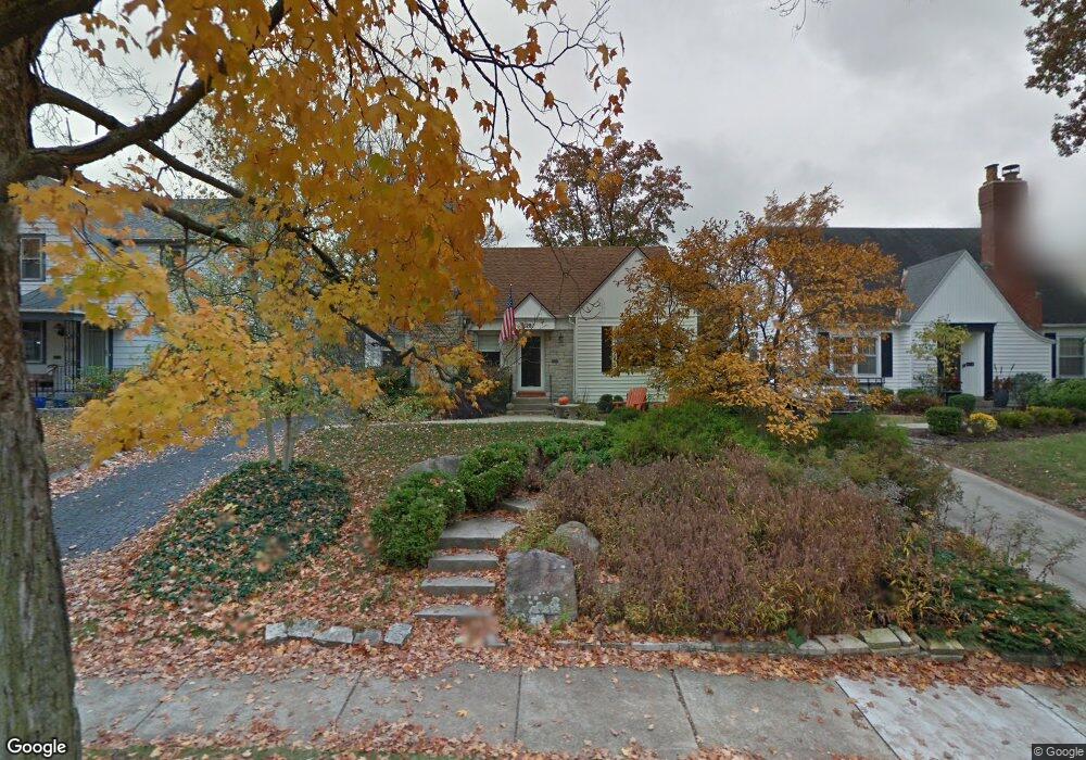 281 E Dunedin Rd, Columbus, OH 43214 - photo 1