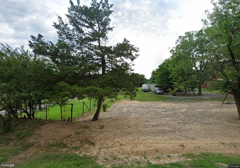 1606 S 8th Ave, Denison, TX 75021 - photo 1