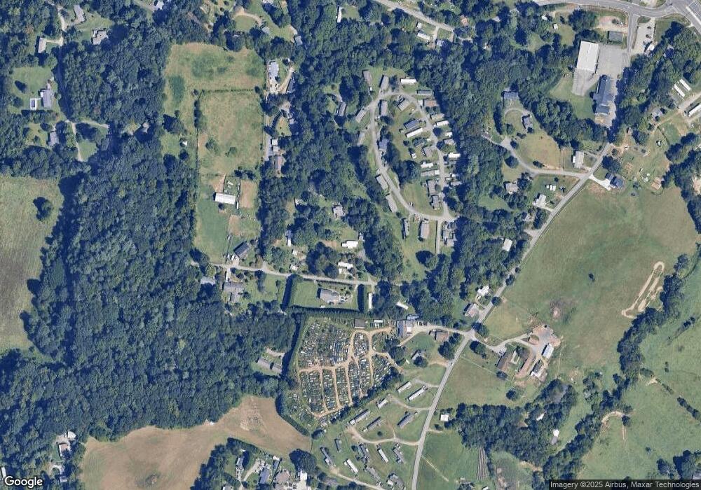 39 Georgetown Dr, Leicester, NC 28748 - photo 1