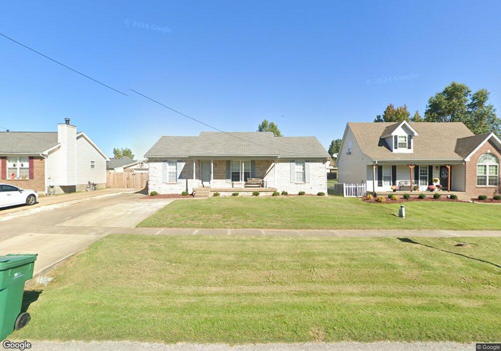 8009 Red Bud Hill Dr, Louisville, KY 40228 - photo 1