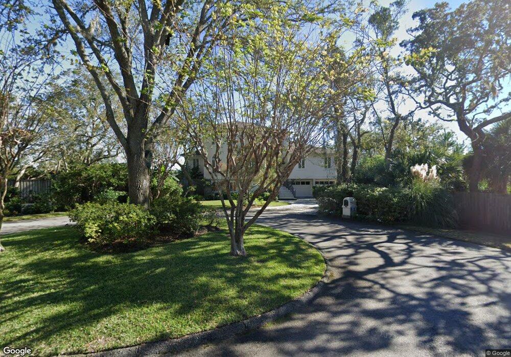 402 Palm Ct, Saint Simons Island, GA 31522 - photo 1