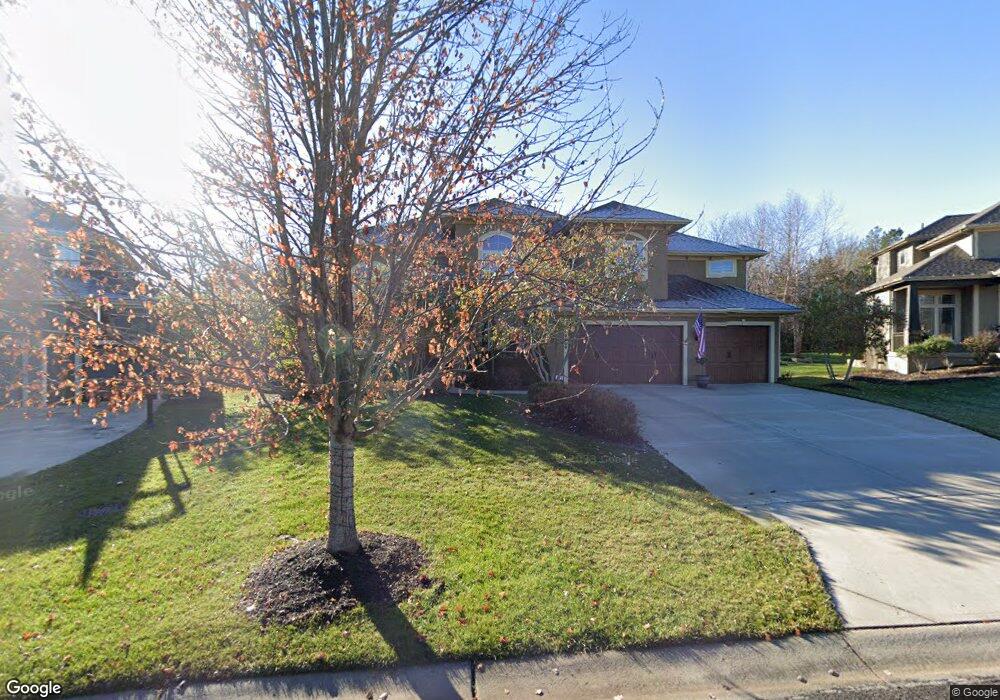 10409 W 169th St, Overland Park, KS 66221 - photo 1