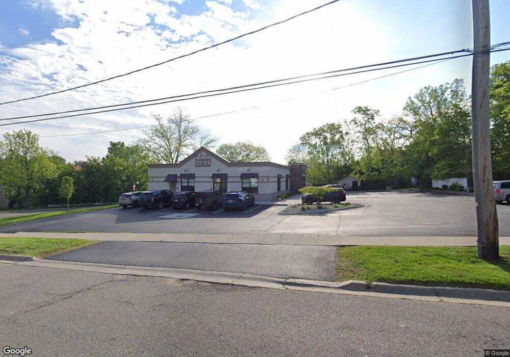319 W Main St, Flushing, MI 48433 - photo 1