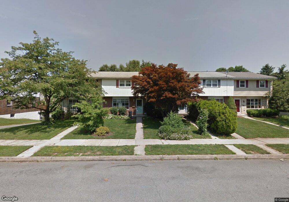 973 E Oak St, Palmyra, PA 17078 - photo 1