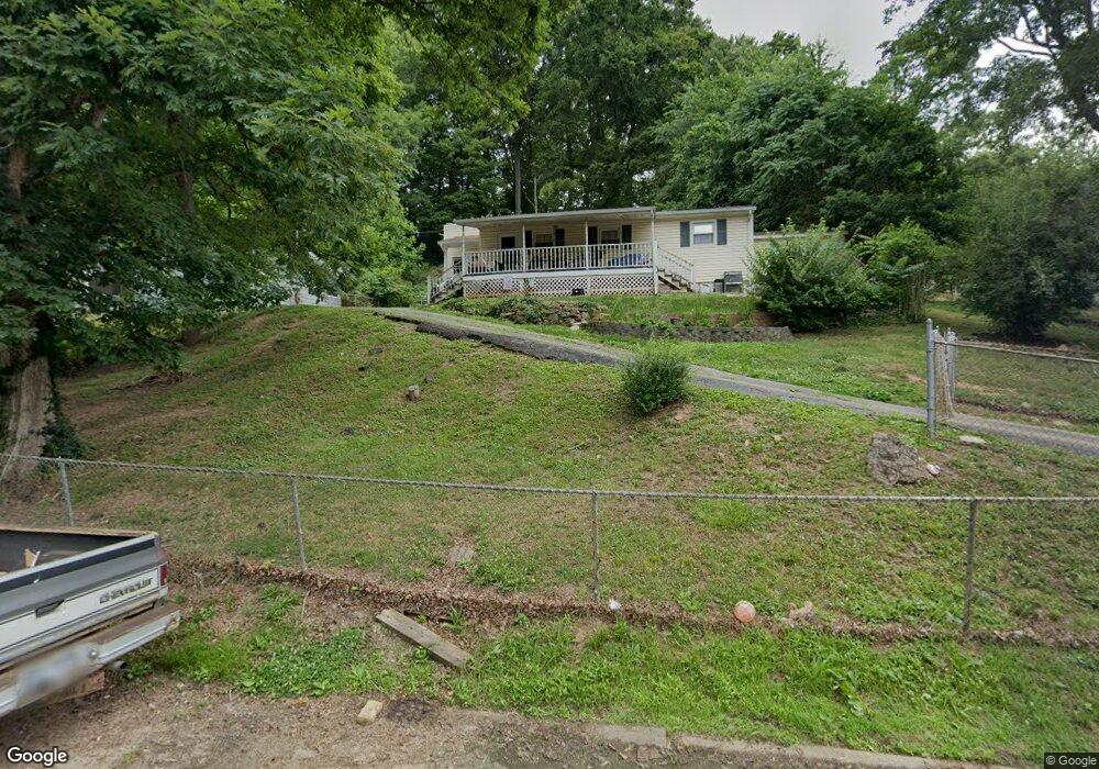 140 Oak St, Dunbar, WV 25064 - photo 1