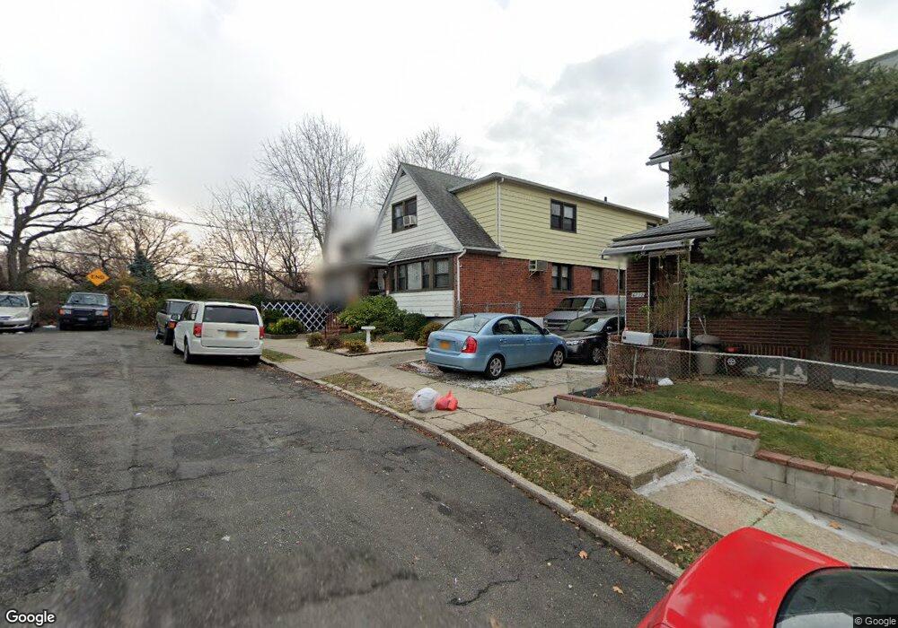 6120 134th St, Flushing, NY 11367 - photo 1