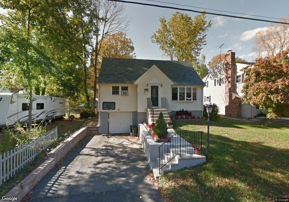 27 Roosevelt Ave unit 5, Lake Hiawatha, NJ 07034 - photo 1