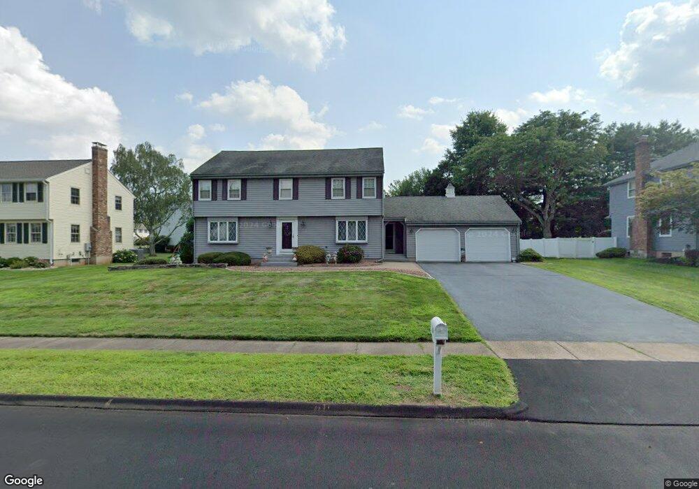 14 Goff Brook Cir, Wethersfield, CT 06109 - photo 1