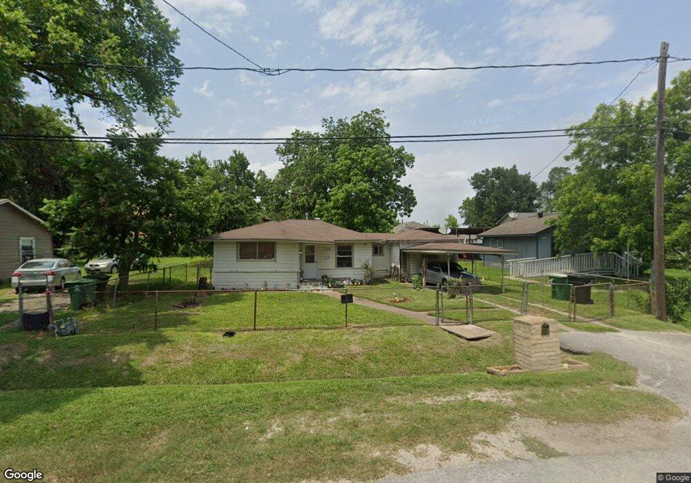 758 Fortune St, Houston, TX 77088 - photo 1