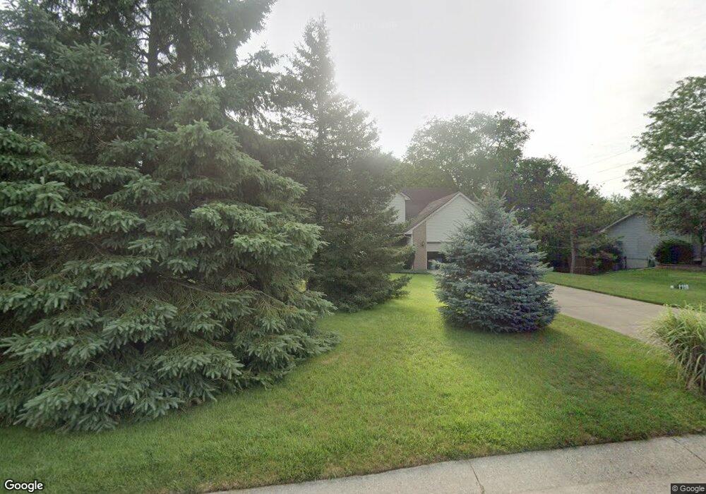 1126 Eagle Nest Dr, Rochester, MI 48306 - photo 1