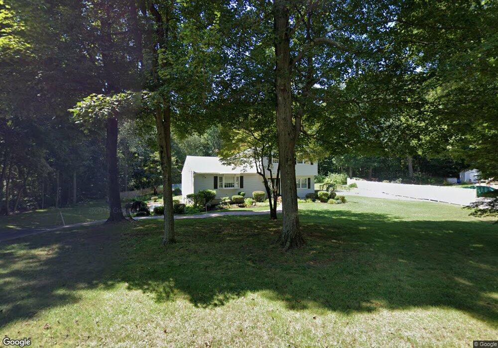 100 Flax Mill Rd, Branford, CT 06405 - photo 1