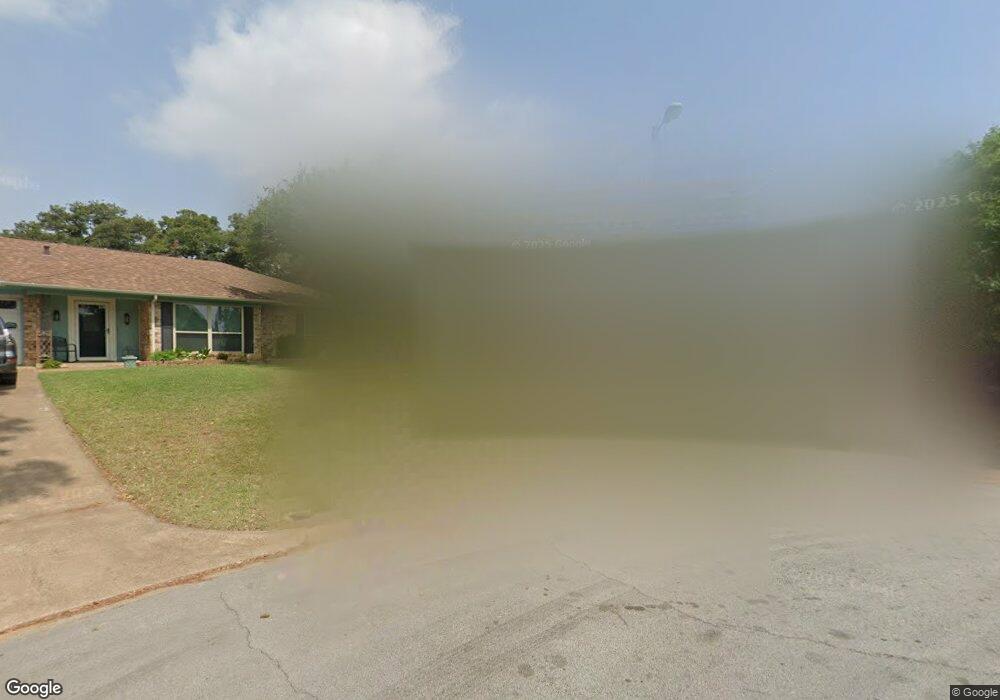 416 Cavender Ct, Hurst, TX 76054 - photo 1