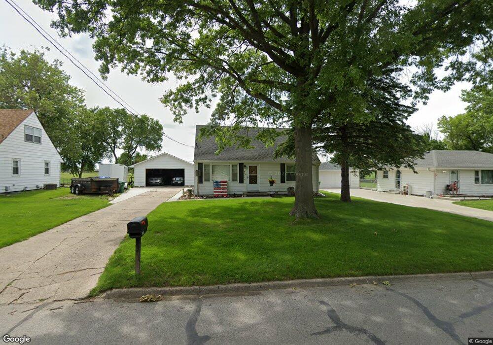 4310 NE 26th St, Des Moines, IA 50317 - photo 1