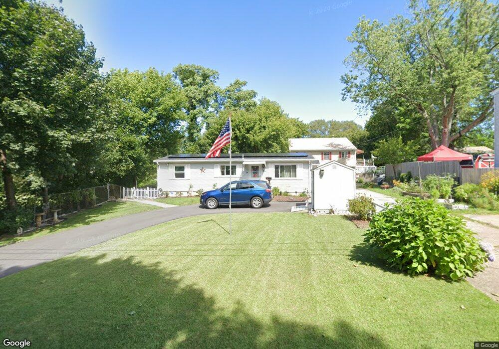 100 Fenner Ave, Riverside, RI 02915 - photo 1