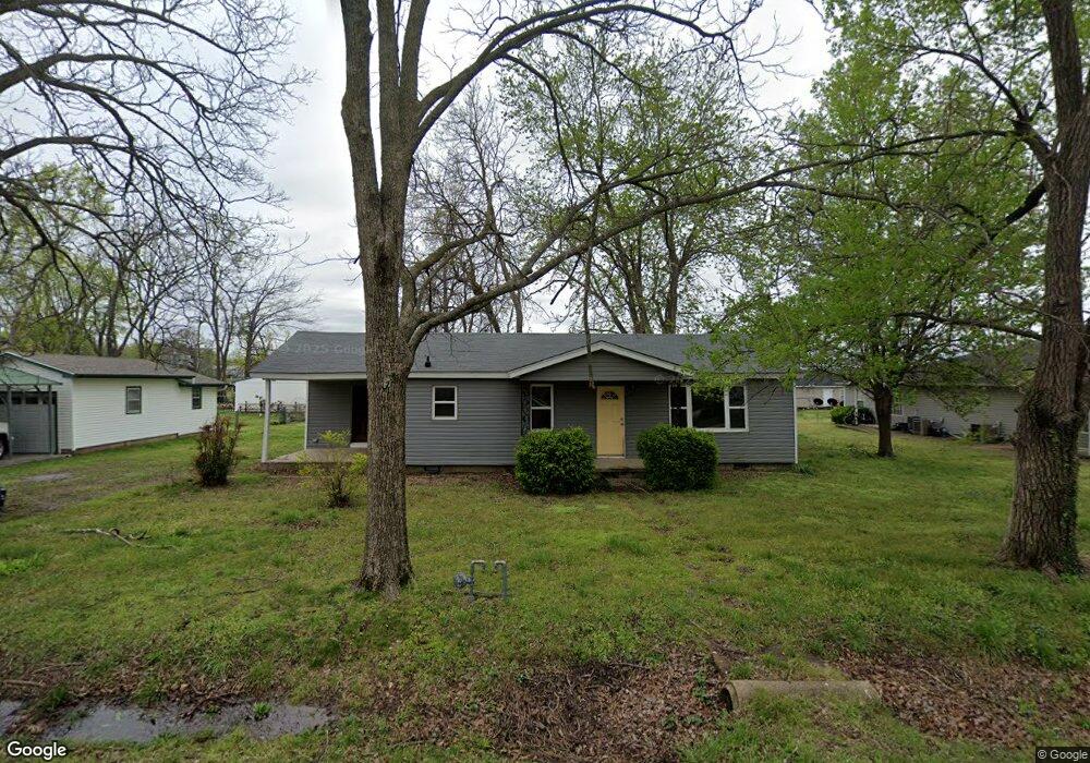 111 W Thurman St, Prairie Grove, AR 72753 - photo 1
