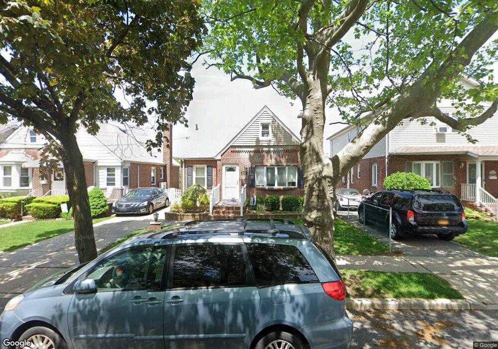 1002 Fenworth Blvd, Franklin Square, NY 11010 - photo 1